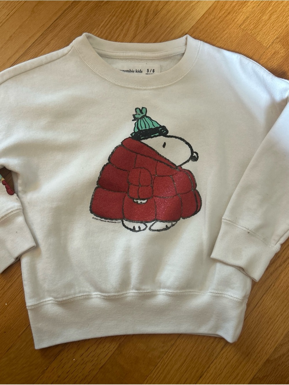 abercrombie kids White Sweatshirt with Red Snoopy Puffer Graphic